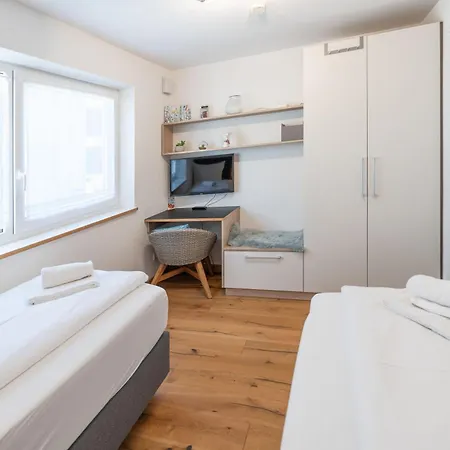 Allgaeuquartier شقة *